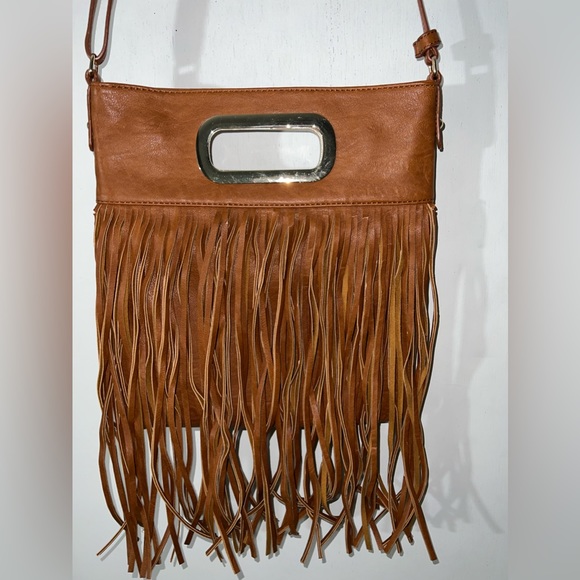 EUC! Aldo Crossbody BoHo Tassle detail - Picture 2 of 6